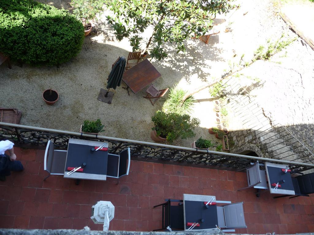 Le St Vincent Hotel Roquefort  Exterior photo